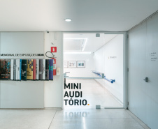 MON realiza mesa-redonda e lançamento de catálogo sobre o artista Alberto Massuda