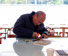 MON promove oficina de modelagem em argila no mês de abril