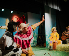 Programa Crianças no Teatro volta a circular levando cultura de graça pelo interior do Paraná; confira as cidades