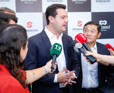 Governador apresenta avanços da construção civil na posse do Sinduscon-PR Noroeste