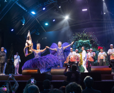 VIAJE PARANÁ - Festival de Curitiba movimentou economia, empregos, hotéis e serviços do turismo paranaense