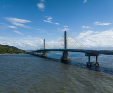 Governador Ratinho Junior anuncia entrega da Ponte de Guaratuba para 29 de abril