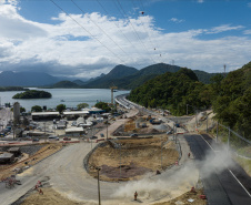 Governador Ratinho Junior anuncia entrega da Ponte de Guaratuba para 29 de abril