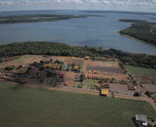 Ratinho Junior anuncia contorno e novo trevo em Santa Helena, além de R$ 59 milhões para estradas rurais no Oeste