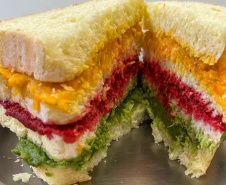 Com 1,5 milhão de refeições por dia, Fundepar disponibiliza livro para qualificar merenda