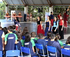 Escola de Dança Teatro Guaíra faz primeira apresentação de 2026 do projeto Guaíra para Todos