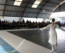 Escola de Dança Teatro Guaíra faz primeira apresentação de 2026 do projeto Guaíra para Todos
