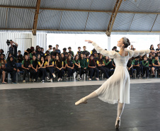 Escola de Dança Teatro Guaíra faz primeira apresentação de 2026 do projeto Guaíra para Todos