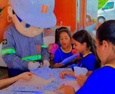 Em feiras agropecuárias, Copel orienta mais de 8 mil estudantes sobre o uso consciente de energia 