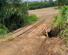 DEFESA CIVIL - Repasse do Estado garante construção de sete pontes em Espigão Alto do Iguaçu