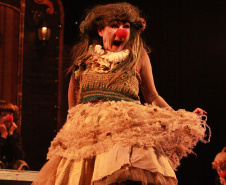 G2 Cia de Dança lota teatro e emociona público em Francisco Beltrão