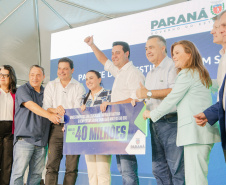 Nova escola e pavimentações: Ratinho Junior anuncia R$ 41 milhões para São Mateus do Sul