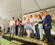 Nova escola e pavimentações: Ratinho Junior anuncia R$ 41 milhões para São Mateus do Sul