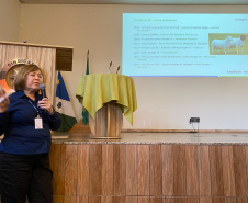 Adapar realiza treinamento para controle de zoonoses em animais de produção