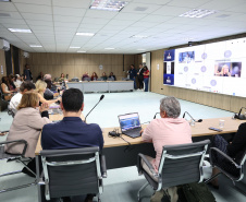 Governo do Paraná recebe Banco Mundial para confirmar resultados do Paraná Eficiente e avançar no programa