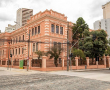 SEED - Instituto de Educação do Paraná chega aos 150 anos formando professores e preservando sua história