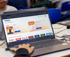 SEED - Paraná se antecipa ao novo PNE e já integra educação digital ao currículo