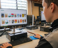 SEED - Paraná se antecipa ao novo PNE e já integra educação digital ao currículo