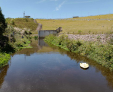 Sanepar usa drone e barco autônomo para garantir eficiência na represa do Miringuava
