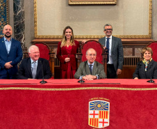 Fundação Araucária lança programas Ganhando o Mundo da Ciência e Interconexões Paraná-Catalunha durante missão em Barcelona