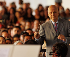 Recorde de público: mais de 3 mil pessoas acompanham concerto da série “Mostly Mozart 2 ” da Orquestra Sinfônica do Paraná no MON