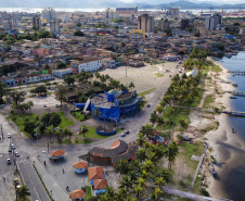 Temporada 2025/2026 do Verão Maior Paraná movimentou R$ 337,9 milhões em licenciamentos ambientais nos sete municípios do Litoral.