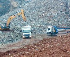 PR-445 entre Lerroville a Irerê