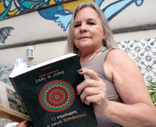 SEEC - Academia Alfredo Andersen abre inscrições para ateliê gratuito de Arteterapia