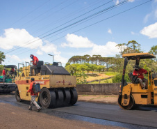 Paraná cria 15,8 mil empregos com carteira assinada em março e supera 56 mil vagas no ano
