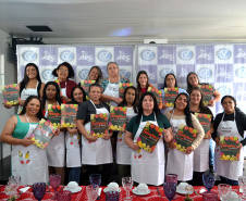 Com 1,5 milhão de refeições por dia, Fundepar disponibiliza livro para qualificar merenda