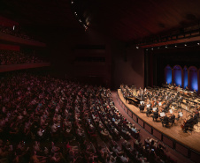 TEATRO GUAÍRA - Orquestra Sinfônica do Paraná celebra o universo de George Gershwin em concertos da Série Ouro