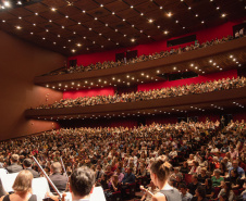 TEATRO GUAÍRA - Orquestra Sinfônica do Paraná celebra o universo de George Gershwin em concertos da Série Ouro