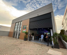 Paraná sedia primeira fábrica do Brasil de tecnologia húngara para o agro