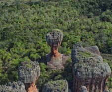 IAT - Abre e fecha Parques Estaduais