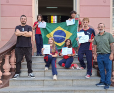 SEED - Em quatro anos, projeto-piloto com alunos da rede estadual soma mais de 400 medalhas conquistadas em olimpíadas do conhecimento