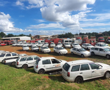 Prazo de inscrições para o leilão de 192 veículos oficiais do Governo do Paraná encerra nesta sexta