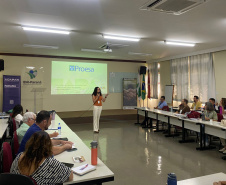 Educação sanitária é tema de workshop promovido pela Adapar em Londrina