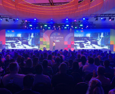 Paraná sedia primeira Convenção do ano com mil agentes de viagens