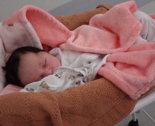 SESA - Novas histórias, novo cuidado: Maternidade de Paranaguá registra 164 partos em menos de um mês