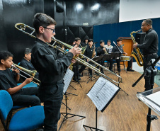 Paraná amplia incentivo à musicalização com entrega de instrumentos em Campo Mourão
