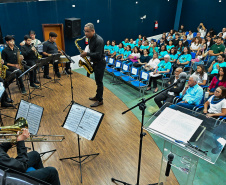 Paraná amplia incentivo à musicalização com entrega de instrumentos em Campo Mourão