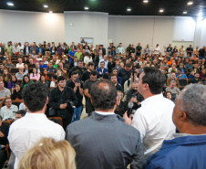 Governador autoriza 964 moradias e R$ 242 milhões em novos investimentos para Cascavel