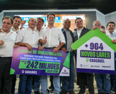 Governador autoriza 964 moradias e R$ 242 milhões em novos investimentos para Cascavel