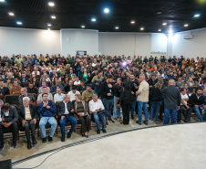 Governador autoriza 964 moradias e R$ 242 milhões em novos investimentos para Cascavel