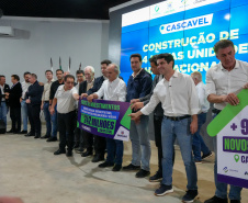 Governador autoriza 964 moradias e R$ 242 milhões em novos investimentos para Cascavel
