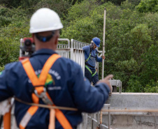 Sanepar amplia rede de esgoto para atende 450 famílias em Cascavel