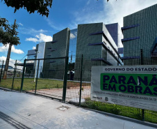 SESA - Obras dos AMEs avançam em todo o Paraná
