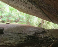 Francês que percorre os Caminhos do Peabiru passa por Curitiba após 50 dias do início de sua jornada