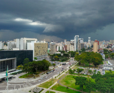 Paraná encaminha projeto que viabiliza crédito de R$ 1,5 bilhão do BRDE para infraestrutura resiliente no Sul