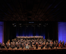 Orquestra Sinfônica do Paraná celebra 41 anos com concerto dedicado a grandes compositores brasileiros